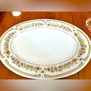 Yung Shen serving platter